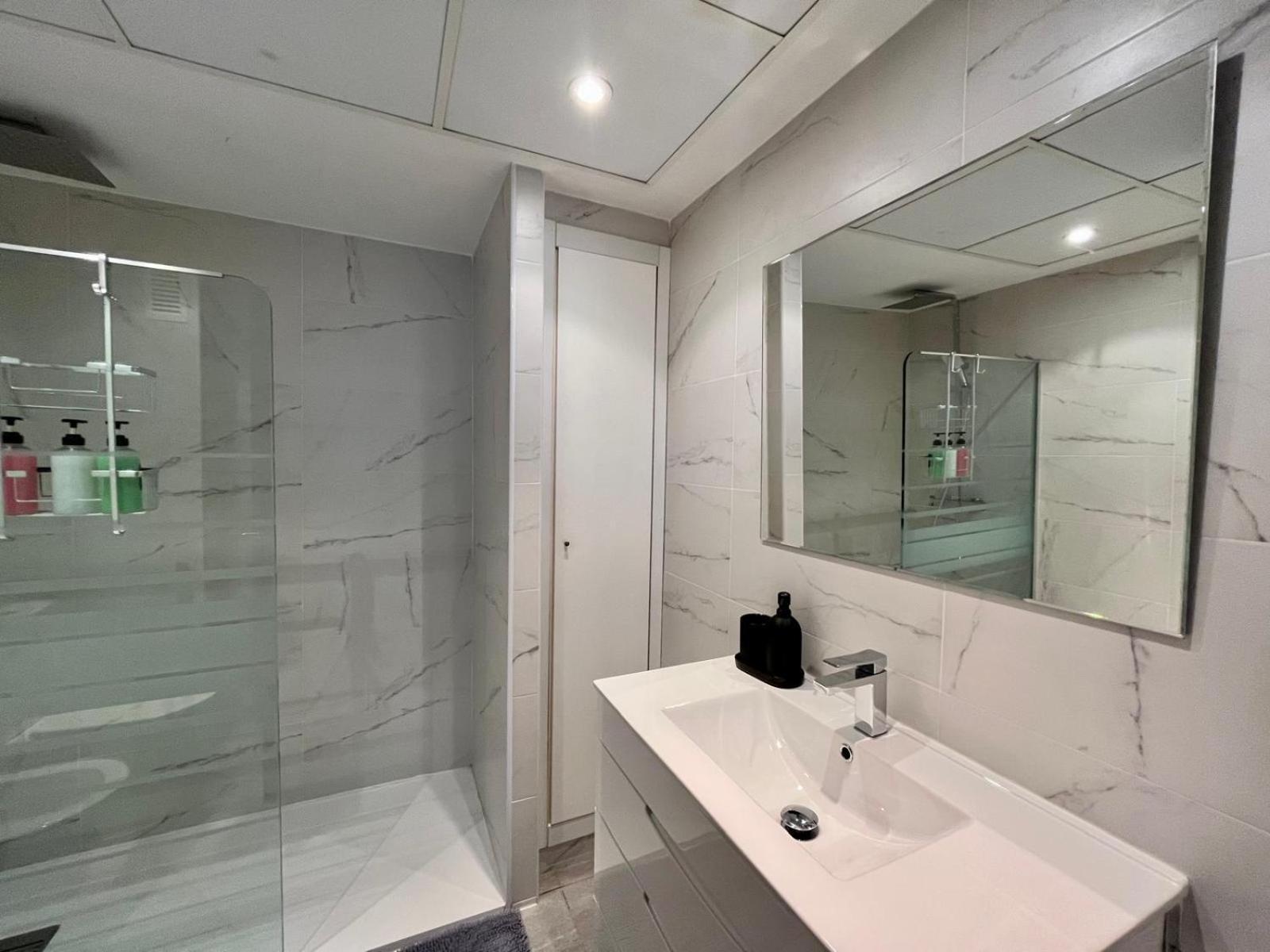 Blue Beach Apartment+Oceanview+Private Parking Valencia Luaran gambar